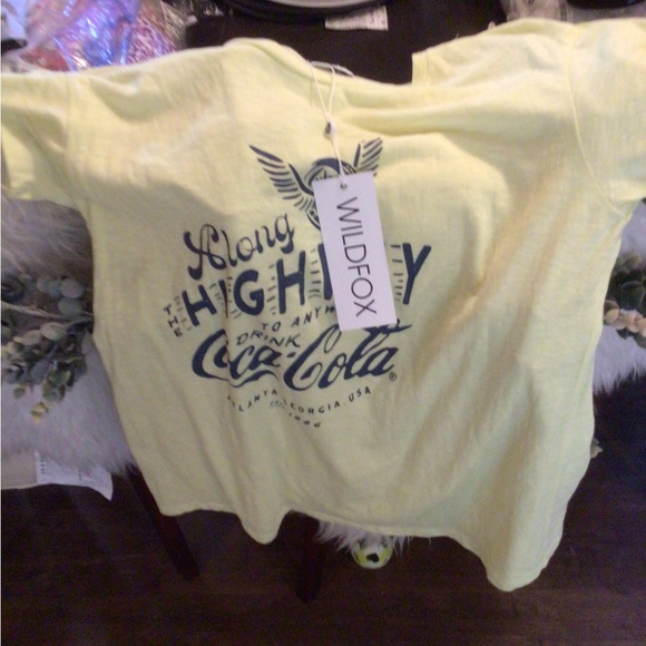 SALS!WILDFOX Coca Cola Tee - Picture 1 of 2